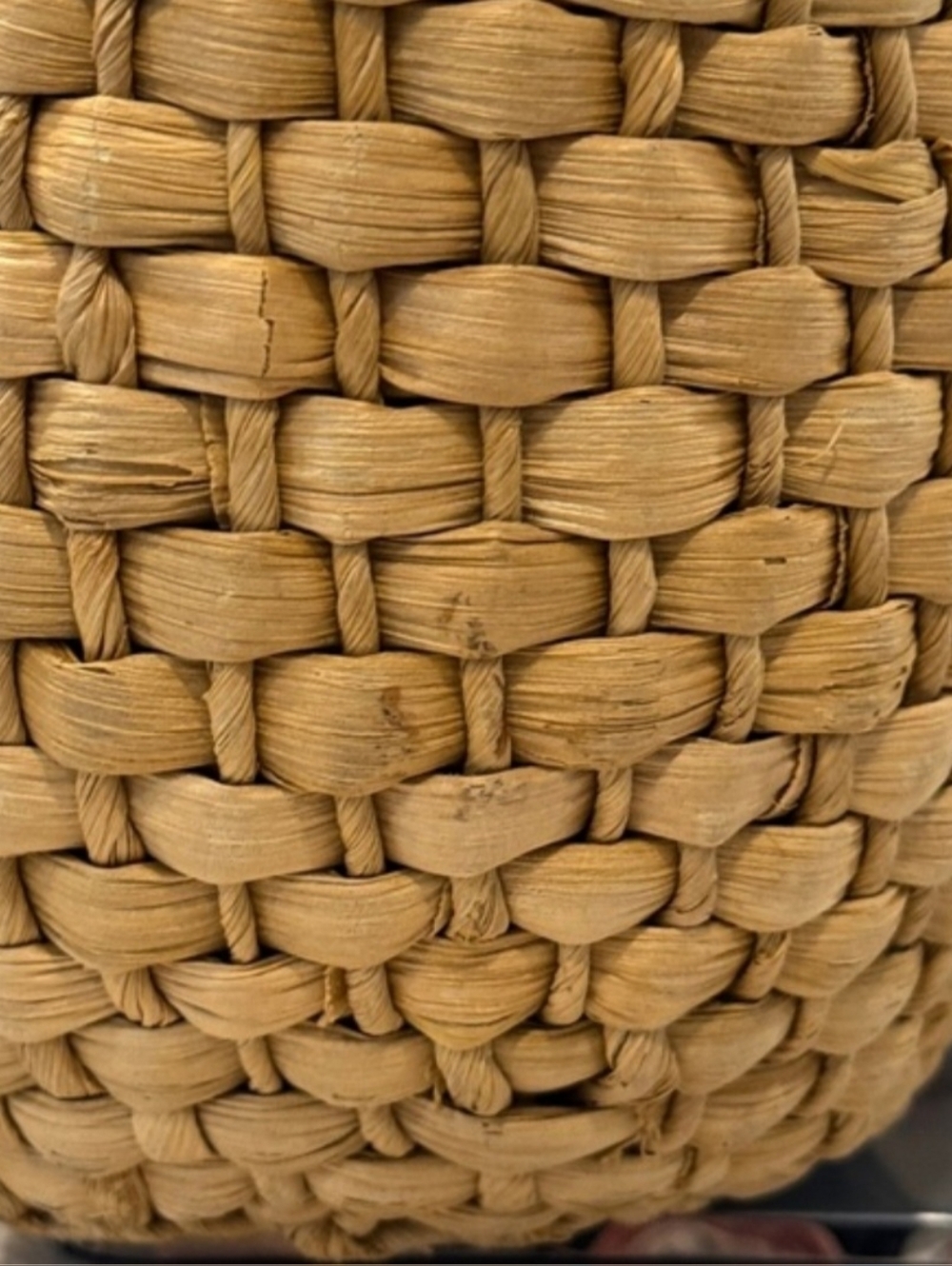 Michael Kors Santorini Natural Straw Tote - Picture 14 of 16